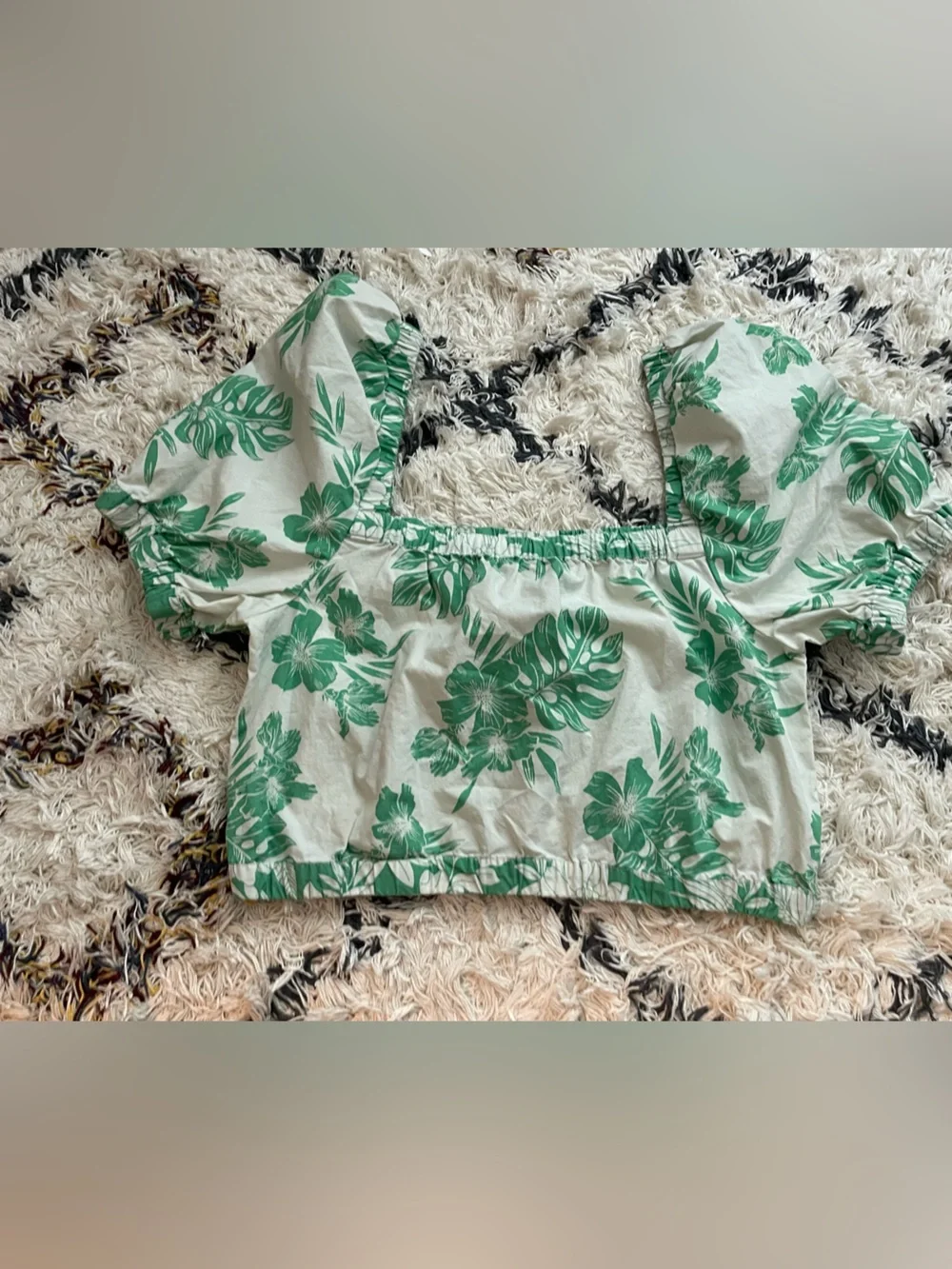 Women’s Aerie Cropped Top Size Medium
